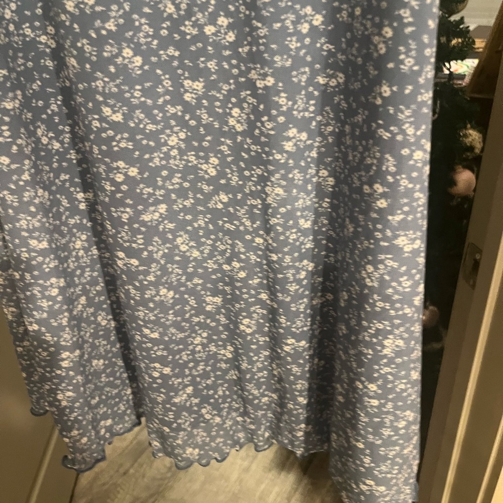 Floral Blue Dress - Picture 3 of 6